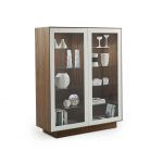 vitrina rubi 2 puertas cristal moderna salon comedor luz chapa natural