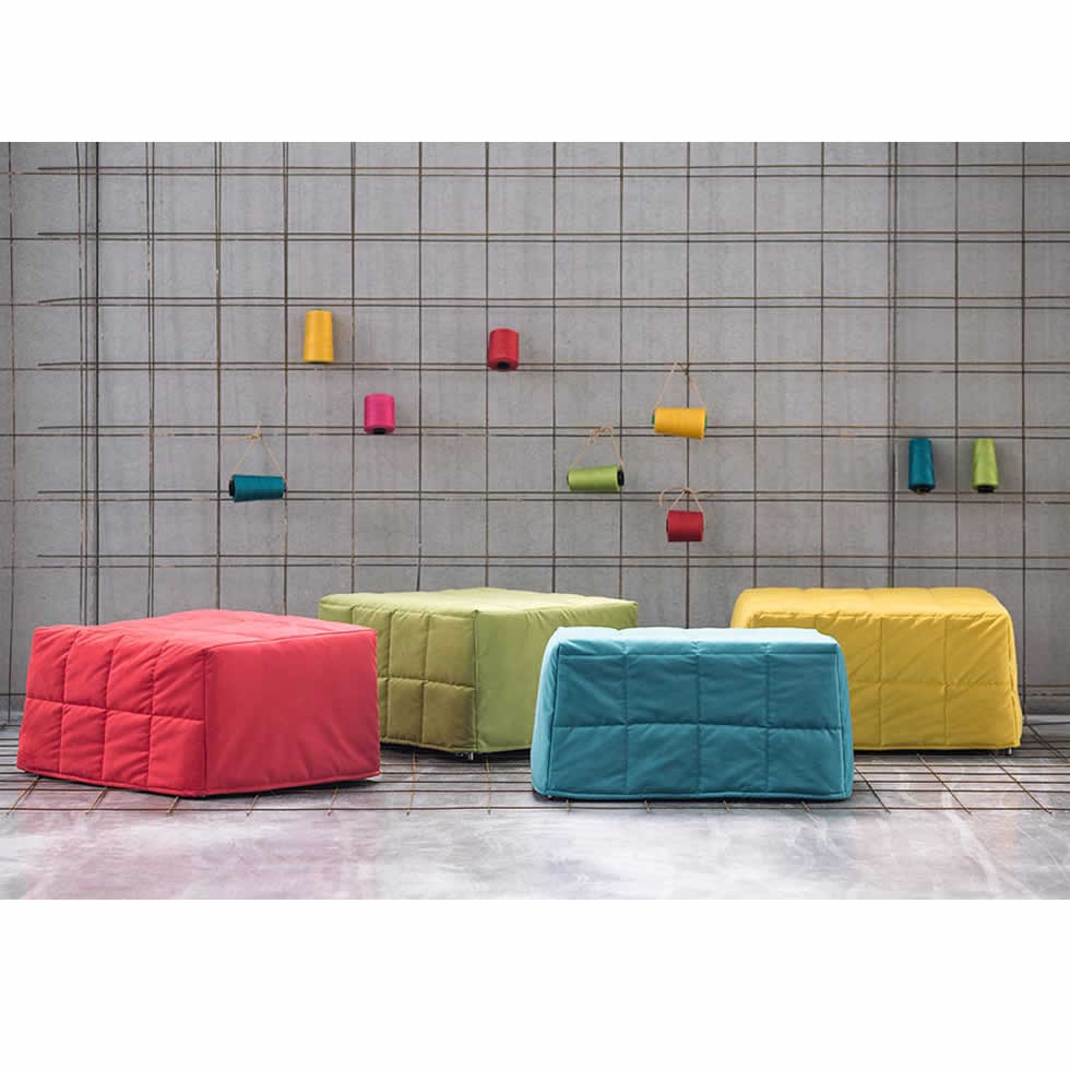 Pouff camaq moderno plegable Morfeo Pouff cama plegable MORFEO dormitorio moderno tapizado
