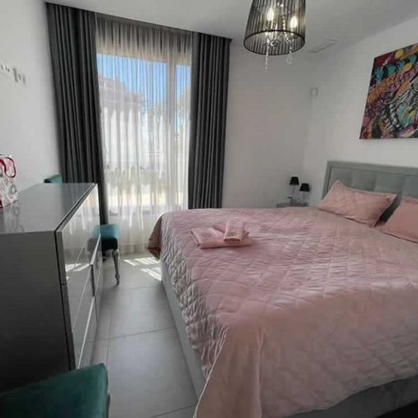 Dormitorio matrimonio moderno cabezal canape tapizado