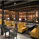 ambiente bancada moderna hosteleria contract alberta tapizada zocalo madera restauracion